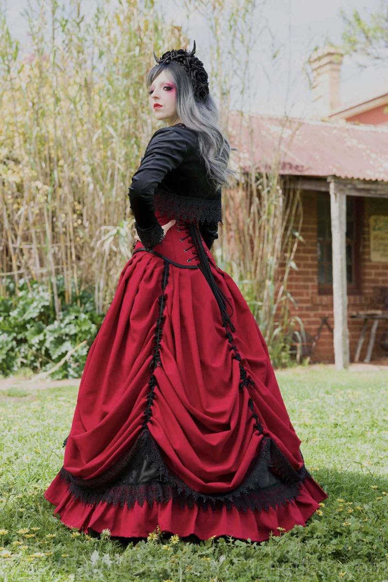 Alternative gothic outlet wedding dresses